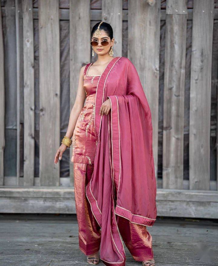 Yashvi Heavy Fendy Silk Top Farshi Suit Set