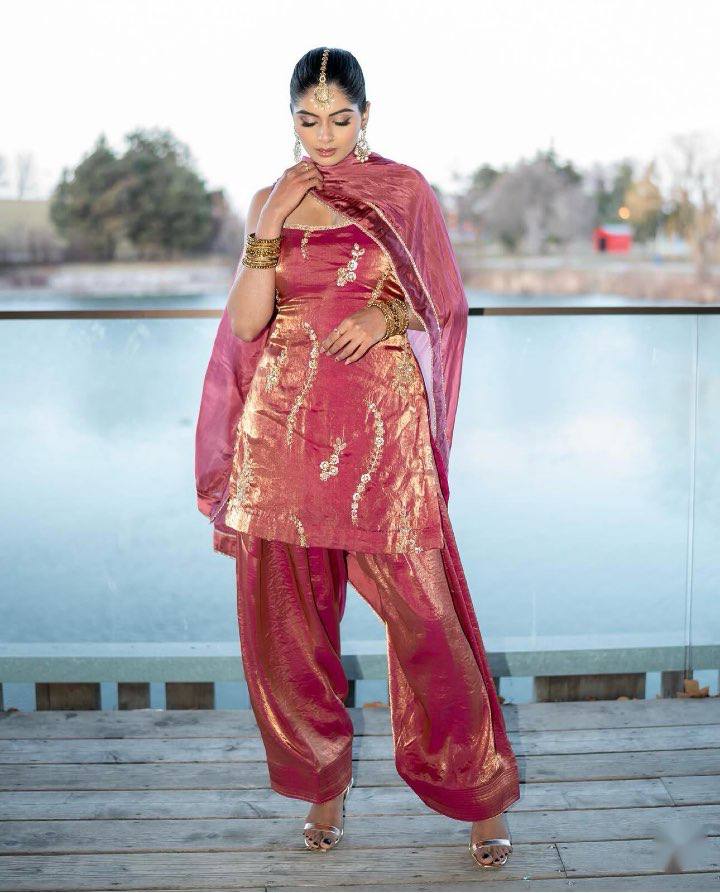 Yashvi Heavy Fendy Silk Top Farshi Suit Set