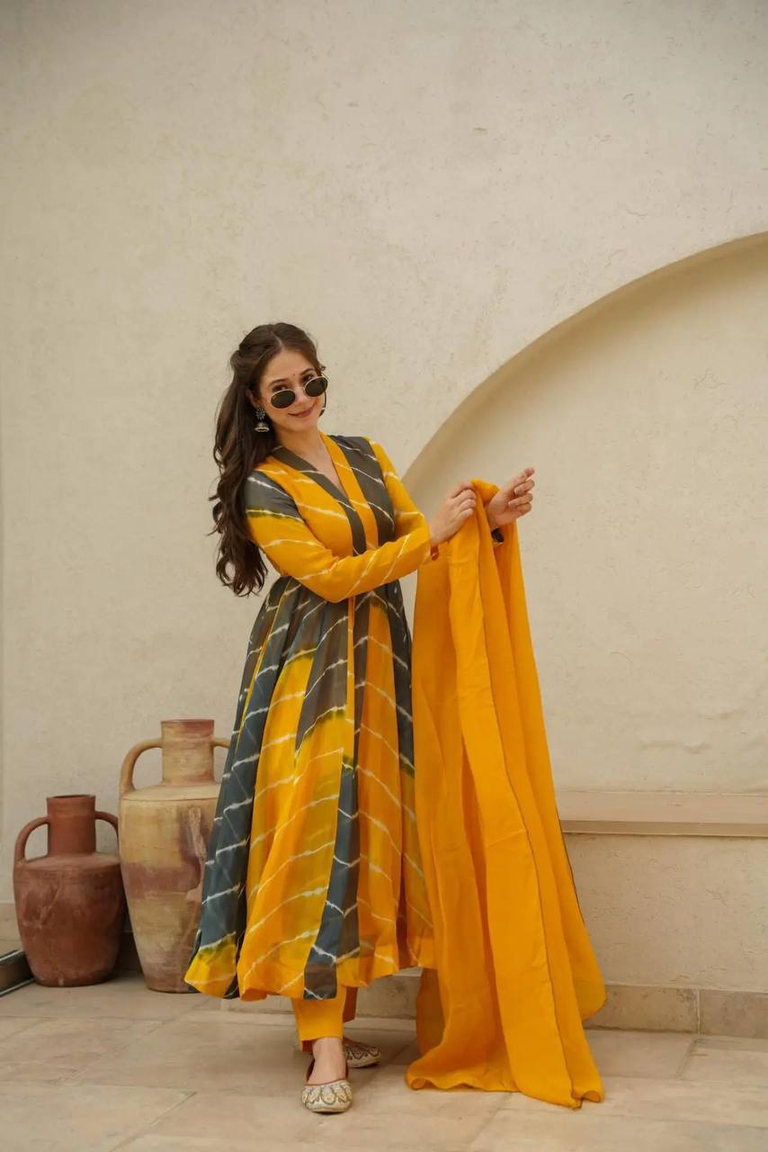 NEW TREDITIONAL YELLOW & GREY LEHERIYA SUITSET